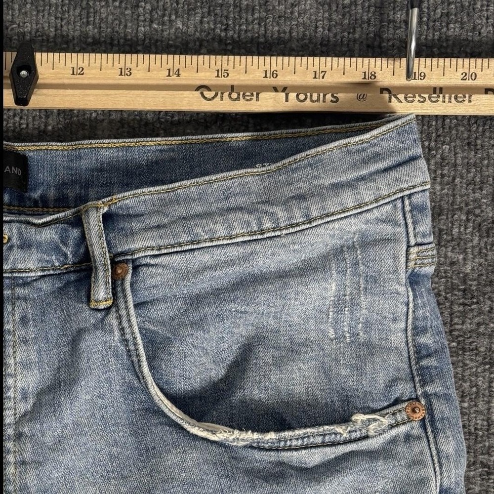 Purple Brand Jeans Mens 38x34 Light Wash Distressed Button Fly Rips FW2006JNS - Picture 14 of 16